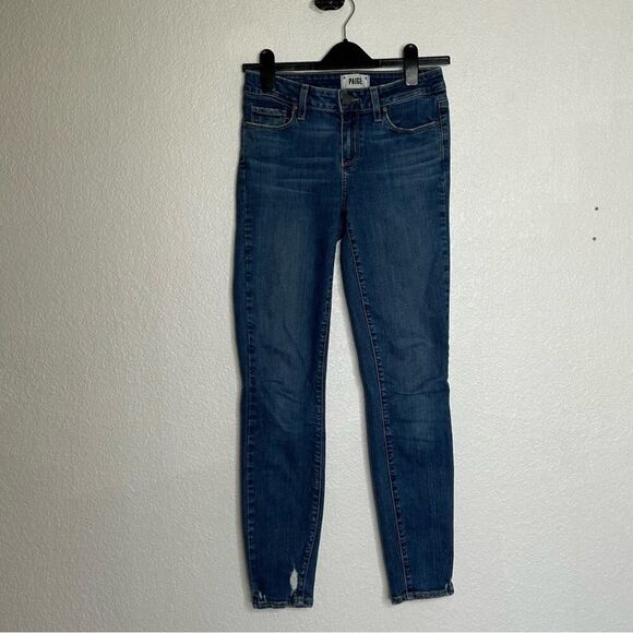 Woman’s Paige Jeans Size 27 - Picture 1 of 3